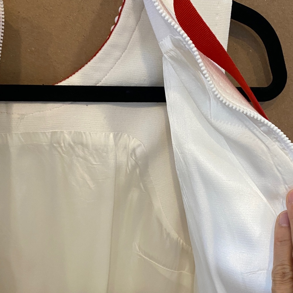 D&G White Sleeveless Shift Dress with Red Beaded Neckline - Picture 7 of 16